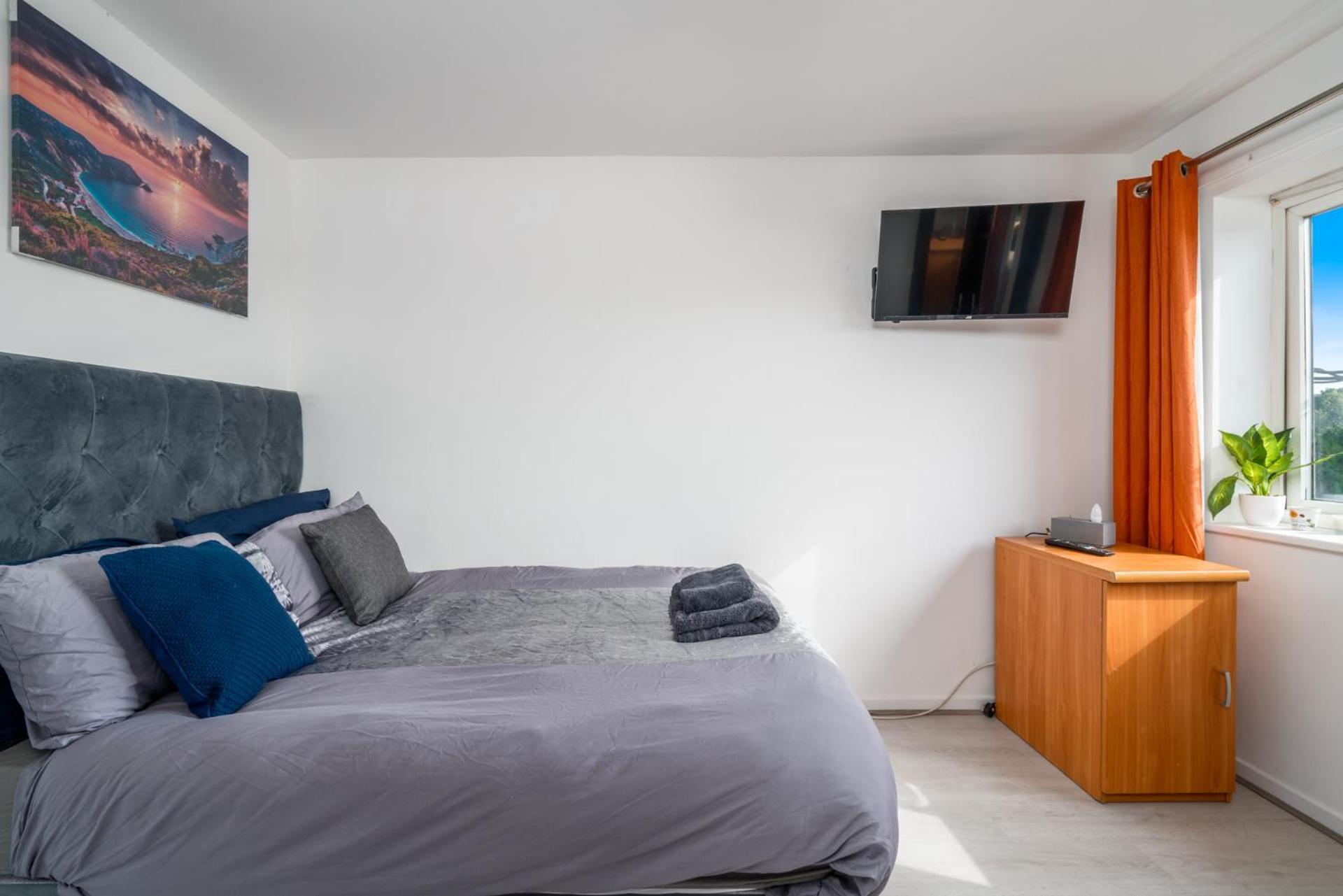 Private Room In London Enfield With Parking Экстерьер фото